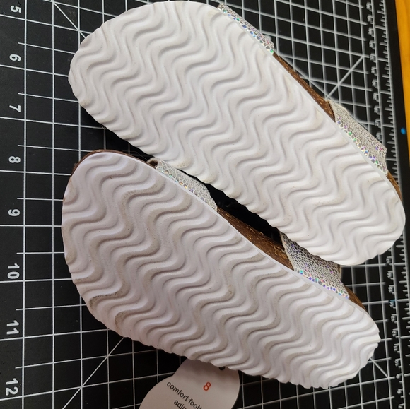 Wonder Nation Toddler girls Rainbow Holographic Snake skin Pattern 2 Strap Sanda - Picture 4 of 9